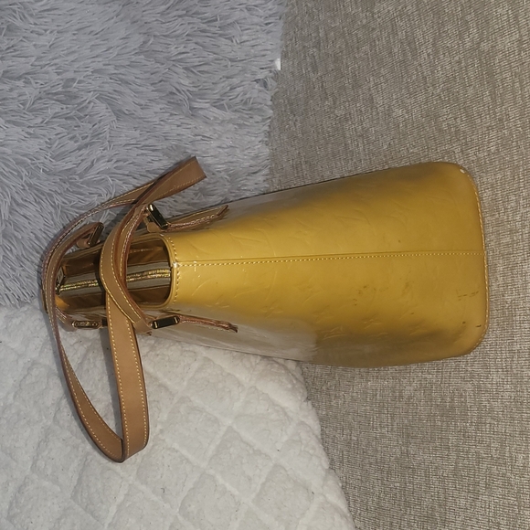 Louis Vuitton Monogram Vernis Houston Bag...Authentic!! - Picture 3 of 12